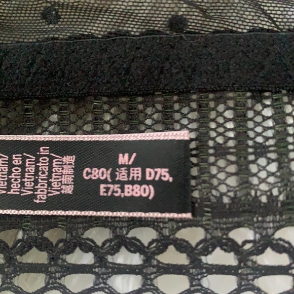 Victoria’s Secret Black Lacy Bralette Sz Medium - Picture 10 of 10